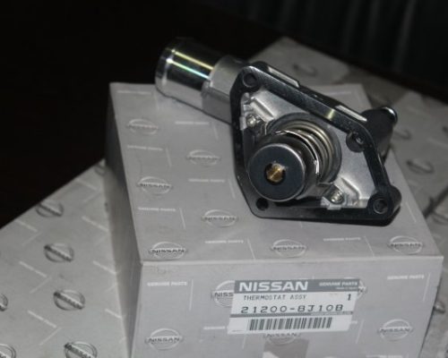 Nissan Murano Termostat 21200-8J10B VQ35